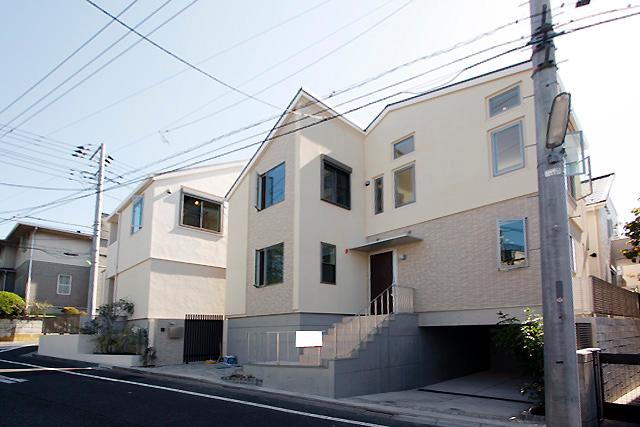 Local appearance photo. A Building appearance (October 2013) Shooting