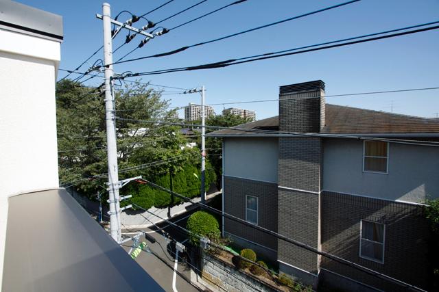 View photos from the dwelling unit. View from the B Building roof balcony