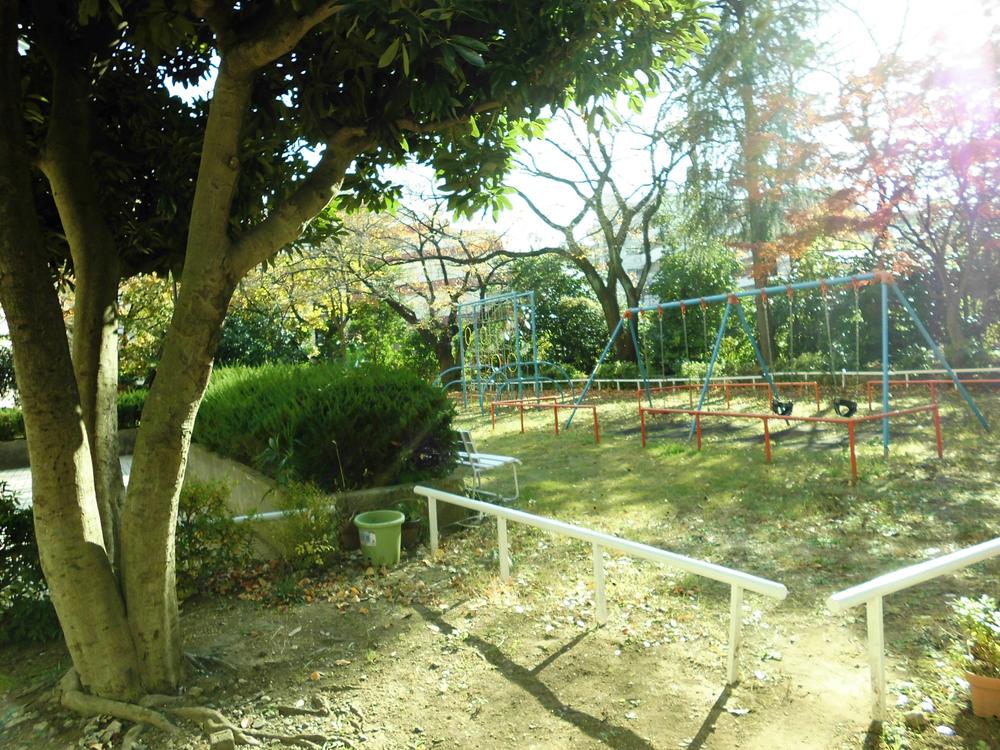 Setagaya-ku, Tokyo Minamikarasuyama 2