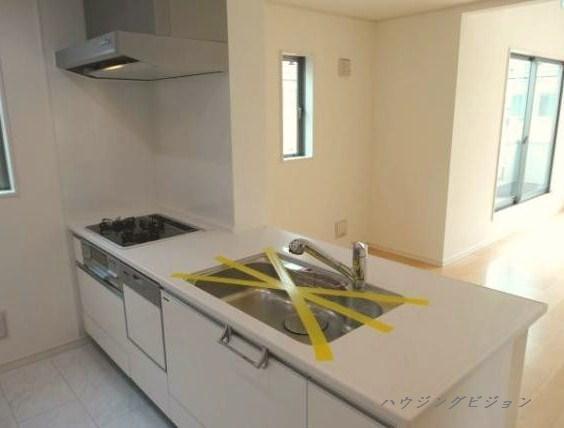 Same specifications photo (kitchen). (Kitchen) construction cases