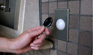 Security.  [Keyless Entry] The entrance of the auto door, Adopt a convenient non-touch key. Without the operation of the troublesome key, It allows you to smooth out. (Same specifications)