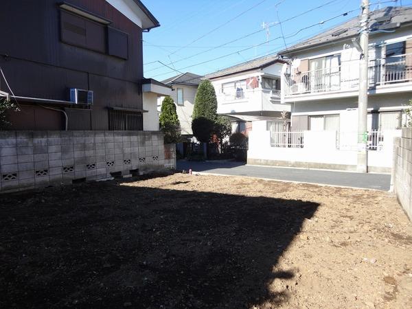 Local photos, including front road