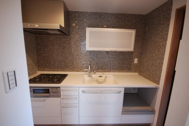 Kitchen. Beautiful kitchen, which was based on "white".