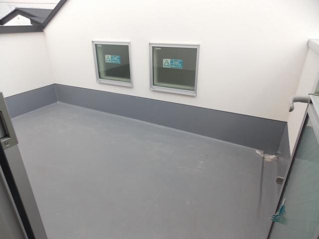 View photos from the dwelling unit