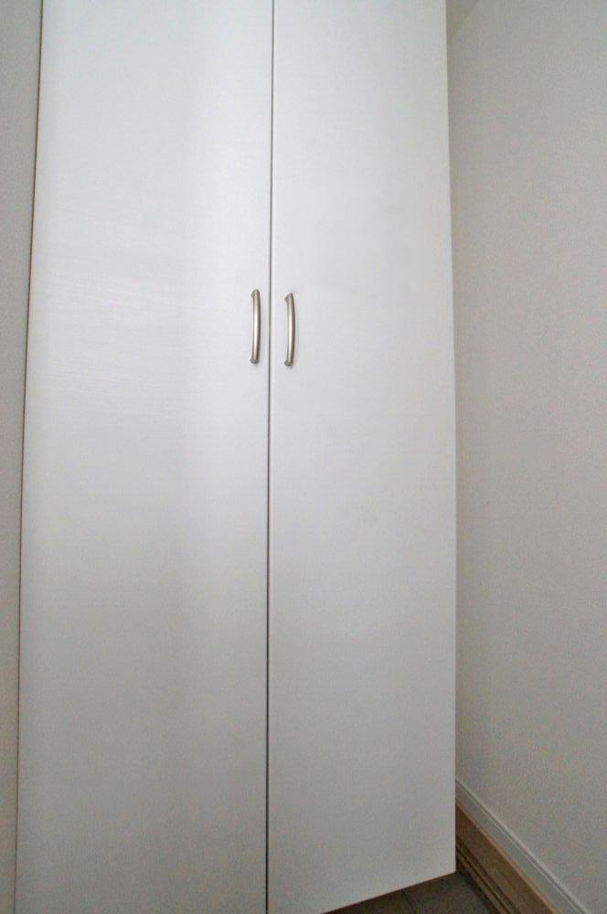 Receipt. It comes with each room accommodating.