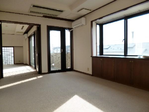 Living. Indoor (12 May 2013) Shooting