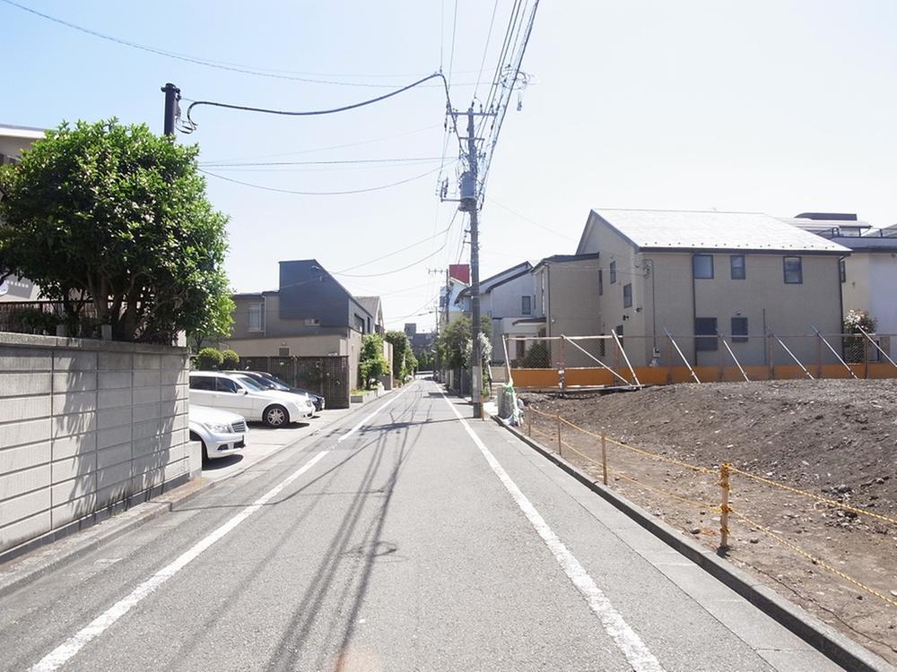 Local photos, including front road. Local (May 2013) Shooting