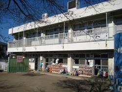 kindergarten ・ Nursery. Kugayama 1060m to nursery school