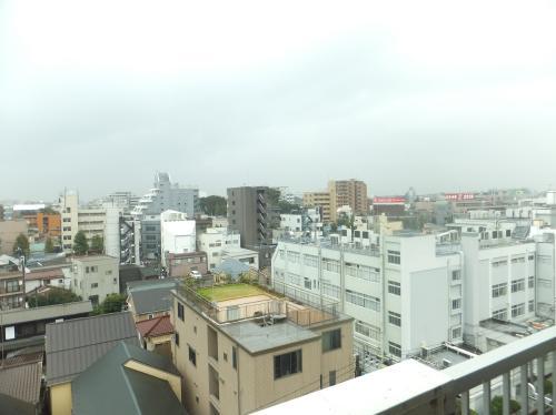 View photos from the dwelling unit. View from the site (November 2013) Shooting