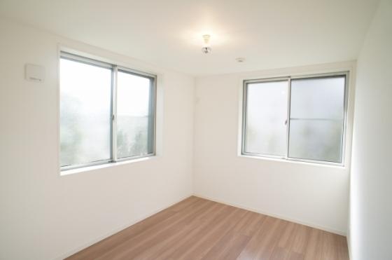 Same specifications photos (Other introspection). Building construction cases