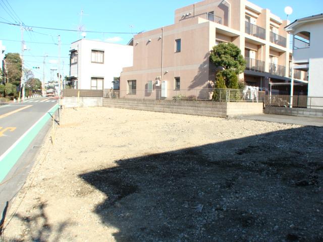 View photos from the dwelling unit