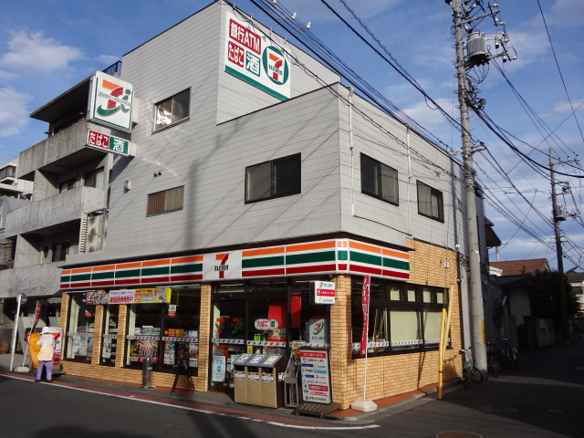 Convenience store. 379m to Seven-Eleven (convenience store)