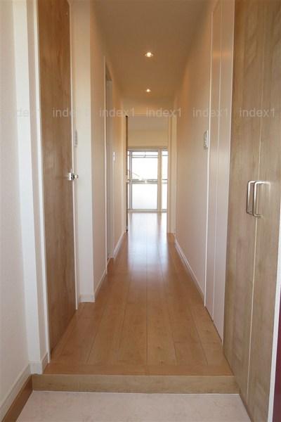 Entrance. Welcoming bright entrance