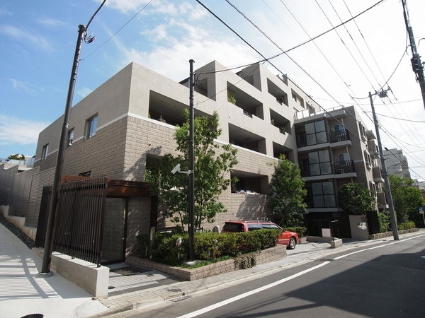 Setagaya-ku, Tokyo Yoga 3