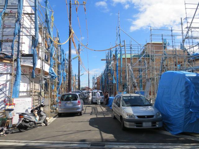 Other local. Local (10 May 2013) Shooting Frontal road