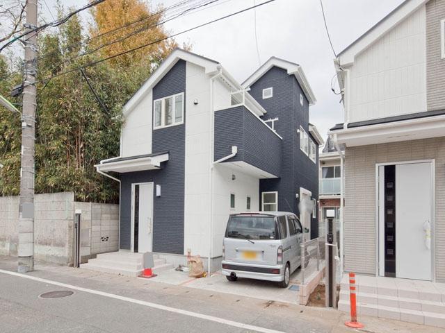 Local appearance photo. 1 Building Nearing completion