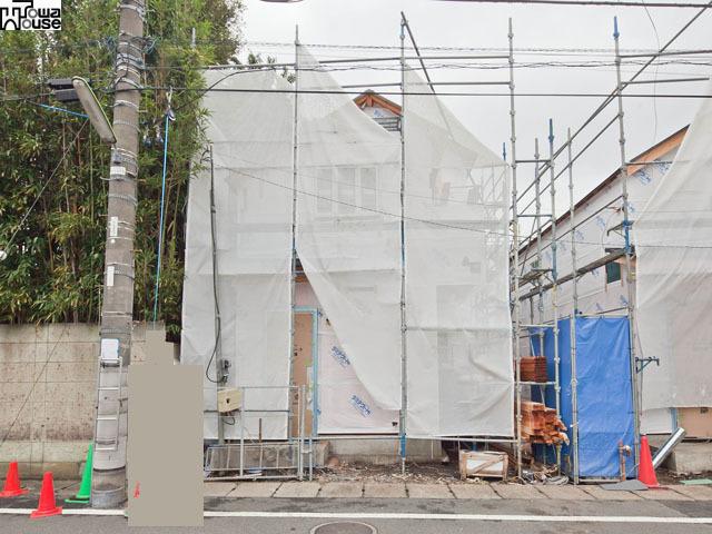 Local appearance photo. 1 Building Under construction