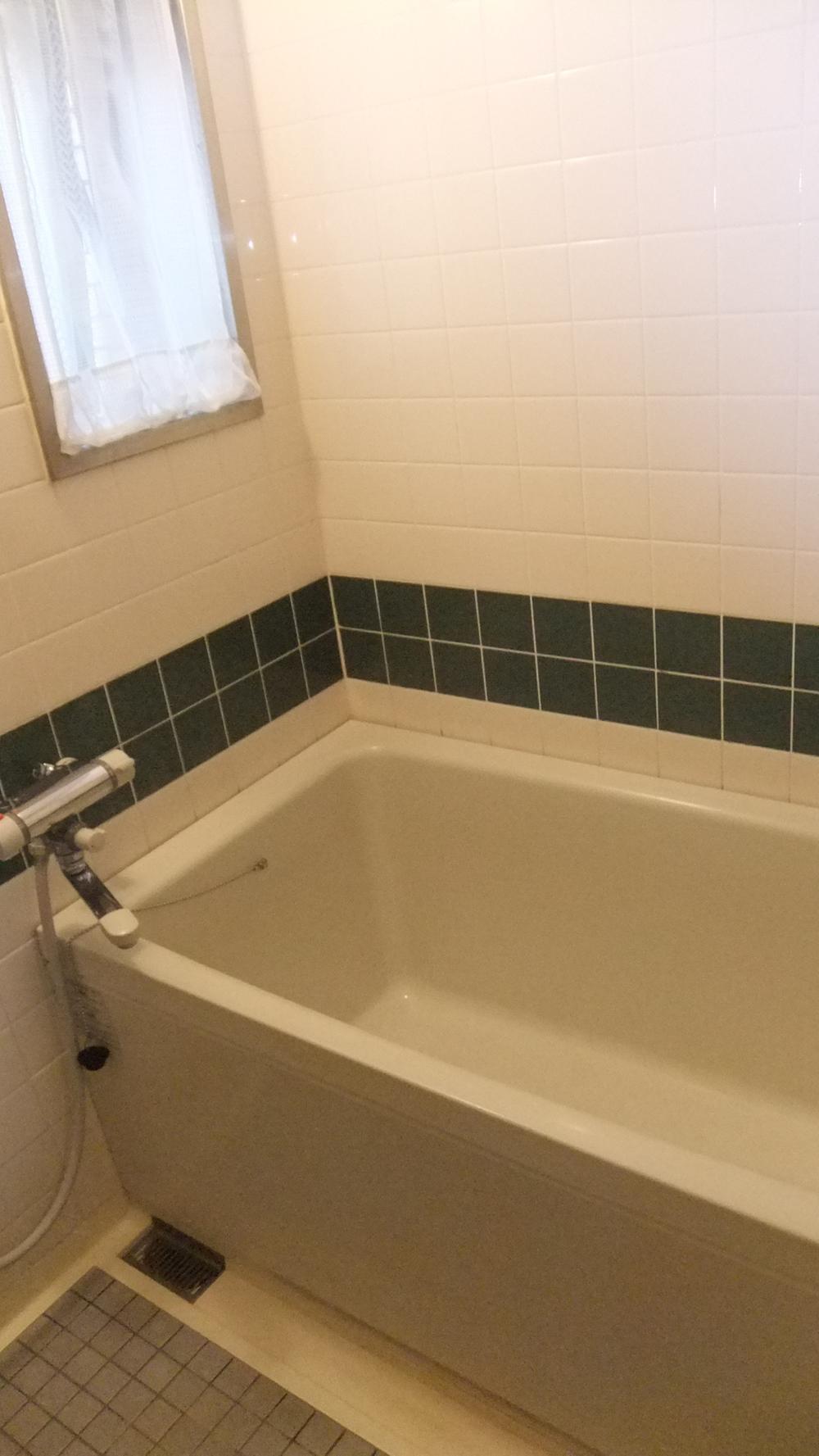 Bathroom. Room (August 2013) Shooting