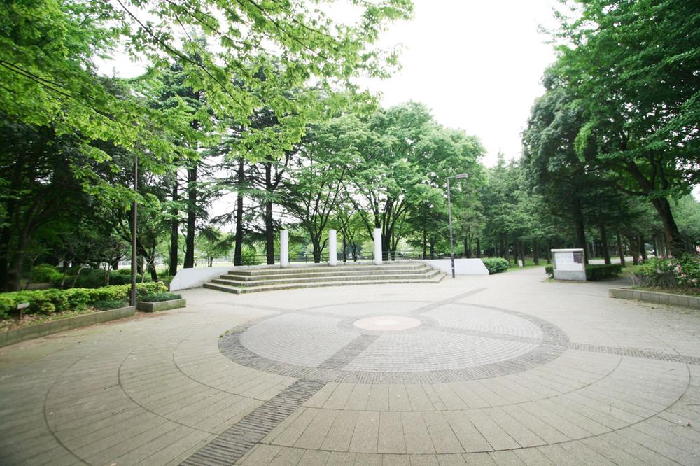 park. Until Kinutakoen 740m