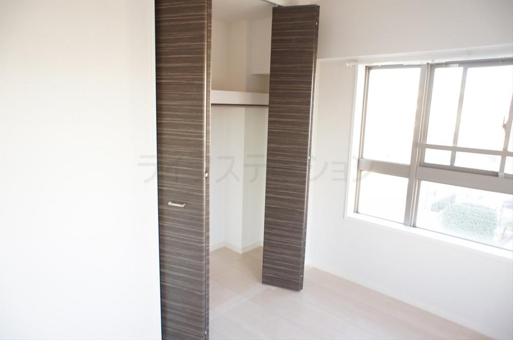 Receipt. Bicycle-parking space