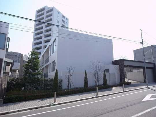 Local appearance photo