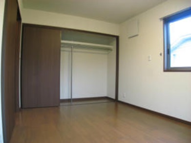 Other room space. This flooring.