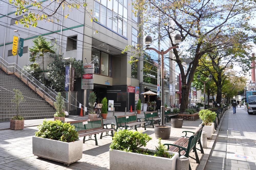 Other. Marie Claire Street