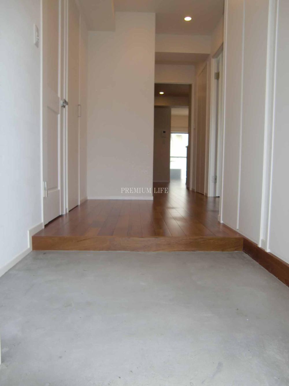 Setagaya-ku, Tokyo Sakurashinmachi 2