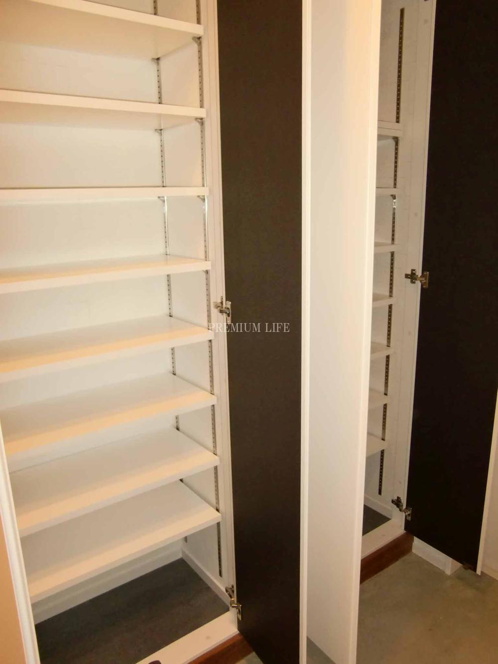 Setagaya-ku, Tokyo Sakurashinmachi 2