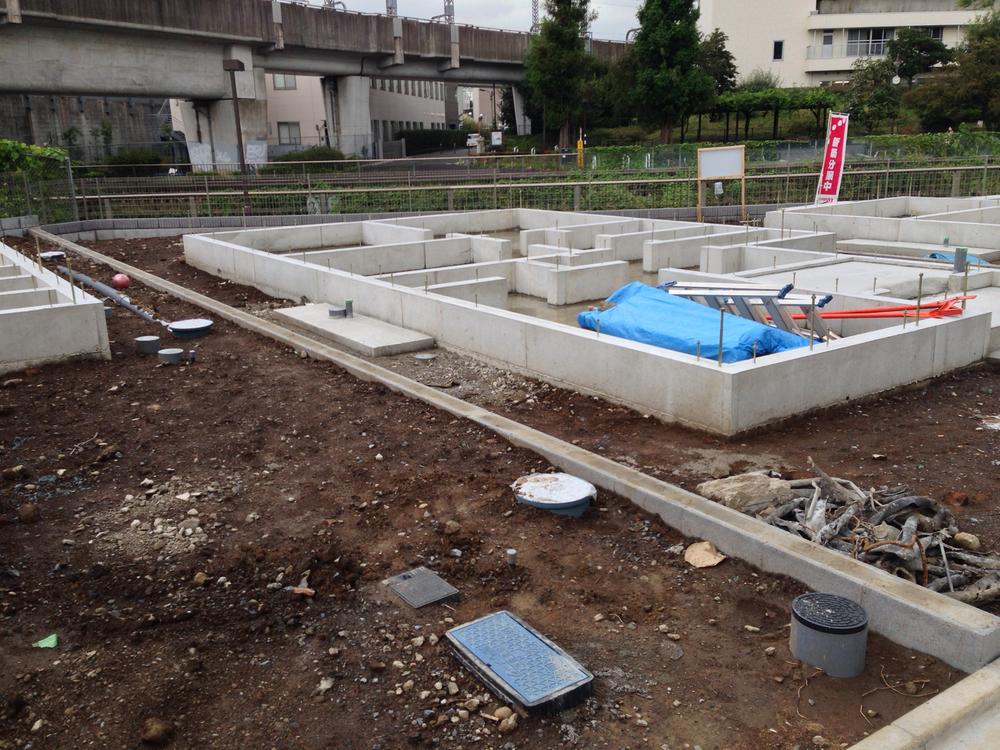 Local appearance photo. Local (10 May 2013) Shooting