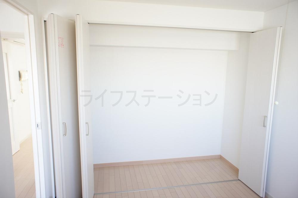 Receipt. Local (December 1, 2013) Shooting