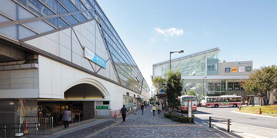 station. Kyodo 800m to the Train Station