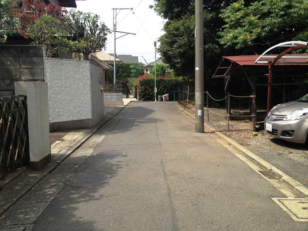 Local photos, including front road. Local (June 2013) Shooting