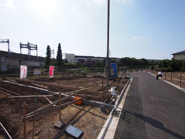 Local appearance photo. 1 Building site (September 2013) Shooting