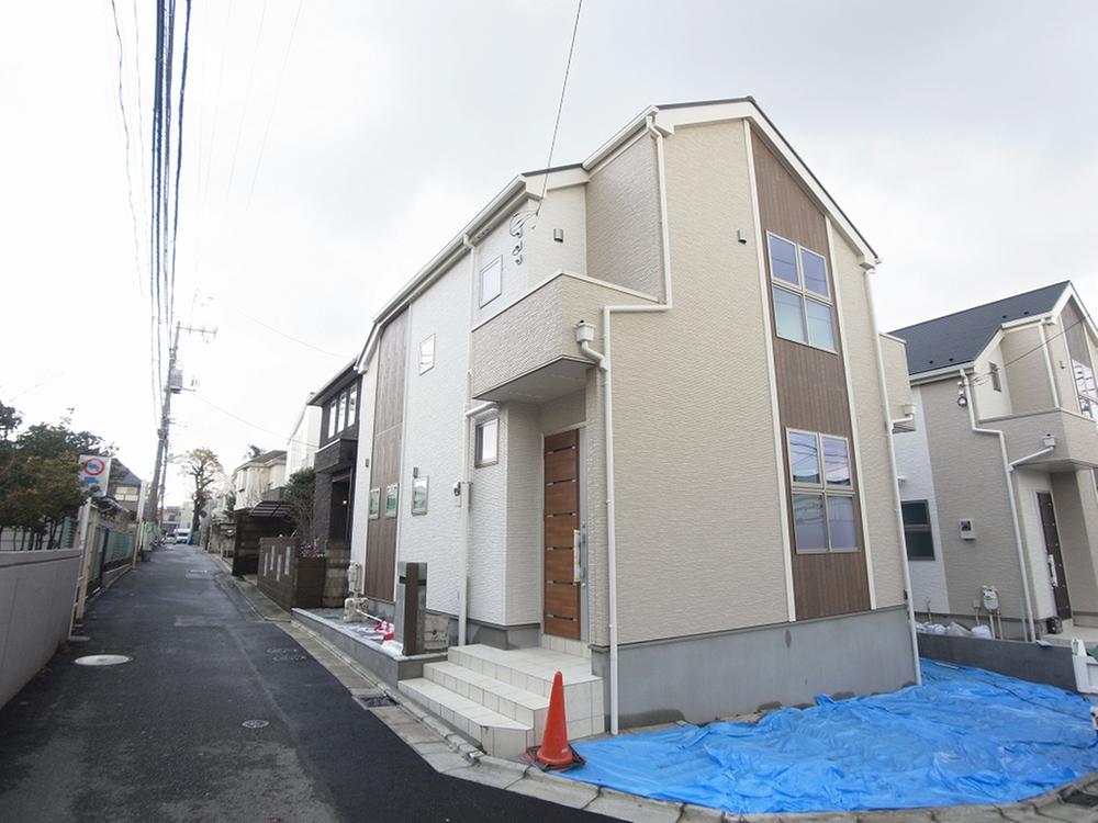 Local photos, including front road