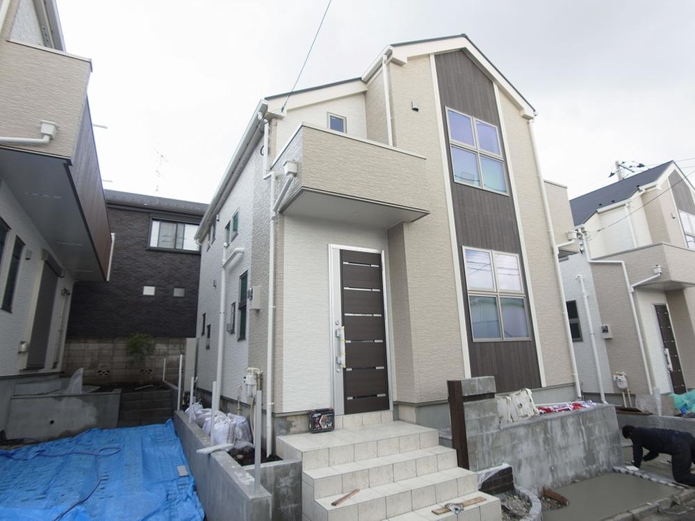 Local appearance photo