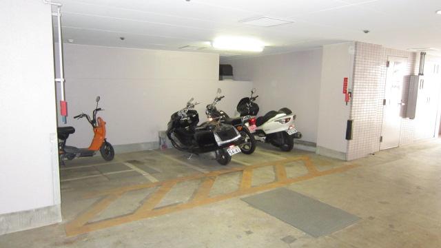 Other common areas. Bike shelter