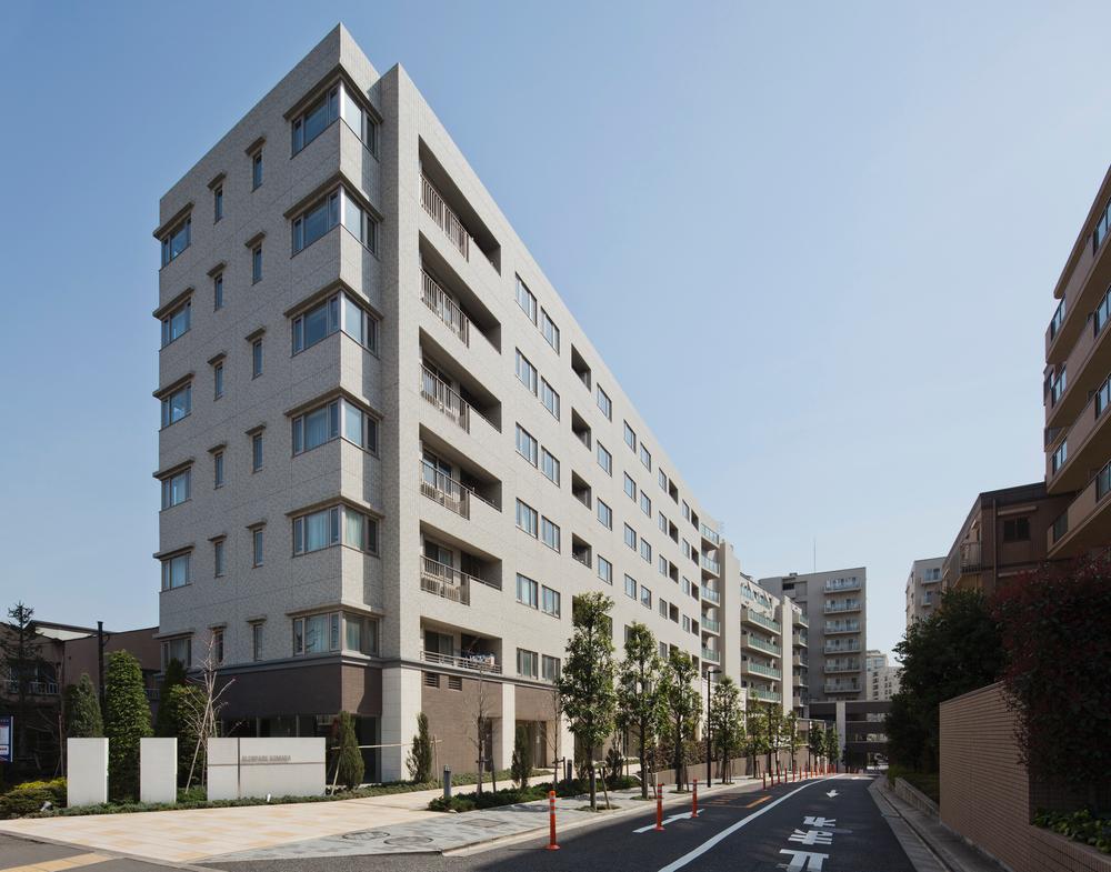 Local appearance photo. Local (March 2012) shooting