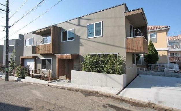 Local appearance photo. Local (11 May 2013) Shooting