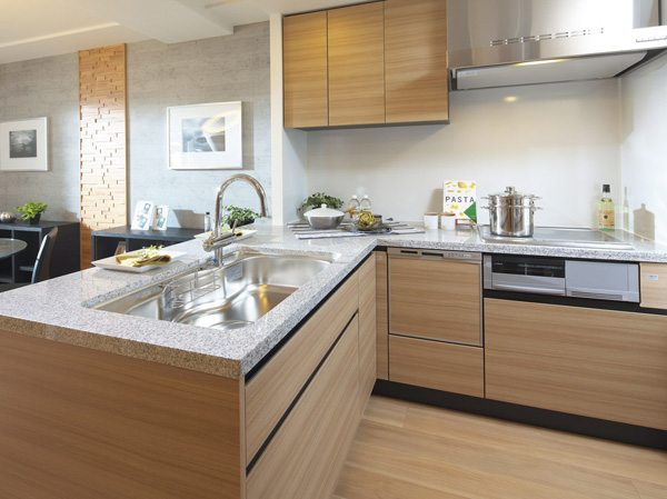 Room and equipment. The user-friendly L-shaped kitchen, Dishwasher and IH cooking heater, Luxurious natural stone worktop, Adoption of advanced equipment, such as water purification function shower faucet. Because space we use every day, We pursued the beauty and ease of use. (Select Plan took a partition of the model Room C type (LDK / Application deadline Yes ・ Free of charge) is what was taken in March 2013. Also, It will include some paid options. furniture ・ Furnishings are not included in the sale price)