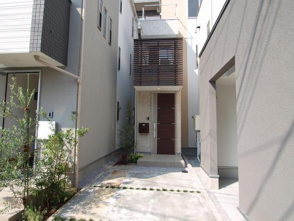 Local appearance photo