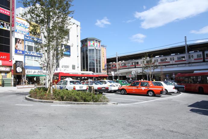 Other. "Jiyugaoka" station rotary