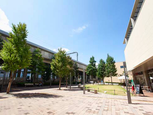 Surrounding environment. Kyodo terrace garden (about 830m / 11-minute walk)