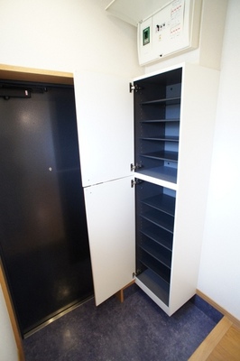 Receipt. Convenient shoes cloak ☆