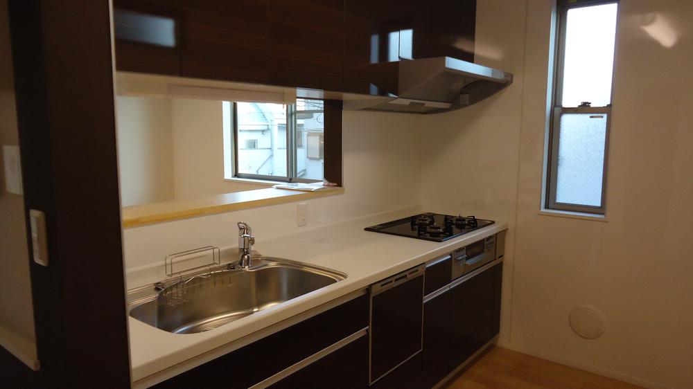 Kitchen. Indoor (12 May 2013) Shooting