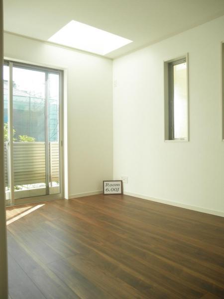 Other introspection. Western-style construction cases