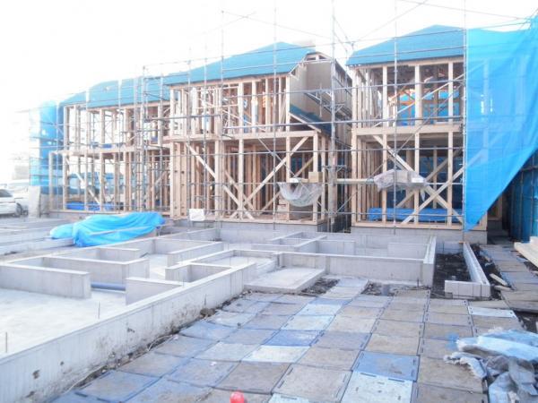 Local appearance photo. Local construction in