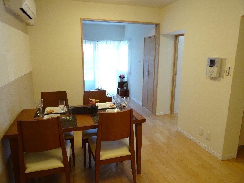 Other introspection. Indoor (11 May 2013) Shooting Living-dining