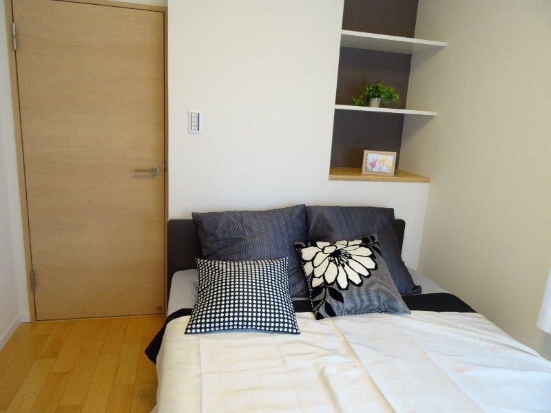 Other introspection. Indoor (11 May 2013) Shooting Western-style 2