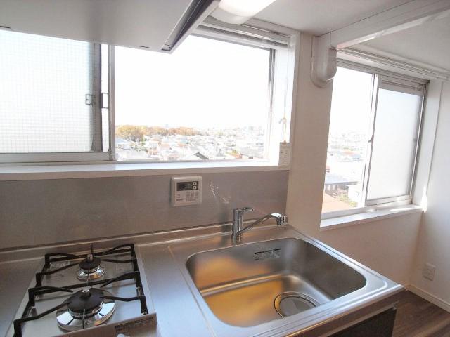 Kitchen. Bright kitchen